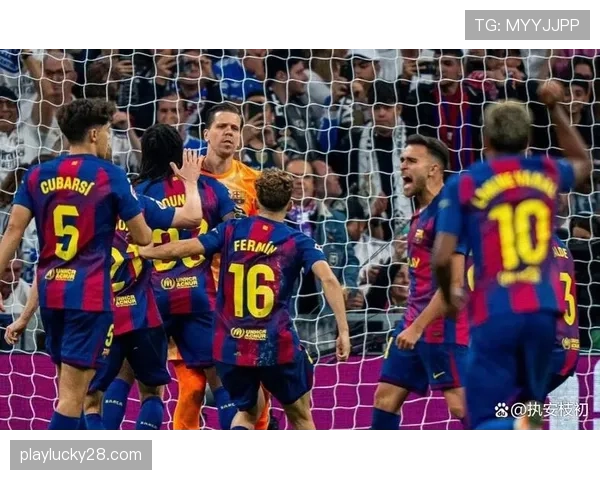 西甲榜首战:巴萨传控压制收效甚微,皇马高效反击2-0客胜